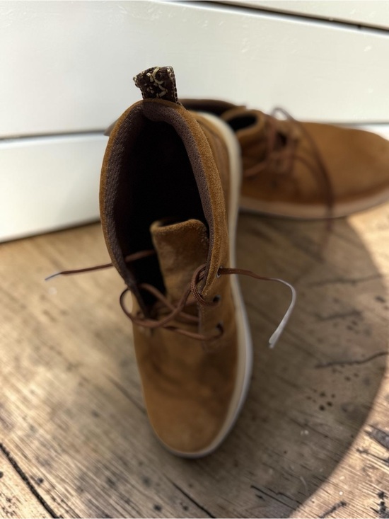 UGG Other - UGG Suede Chukka Boots Womens 5 Tan Lace Up Treadlite Sole Ankle Boot